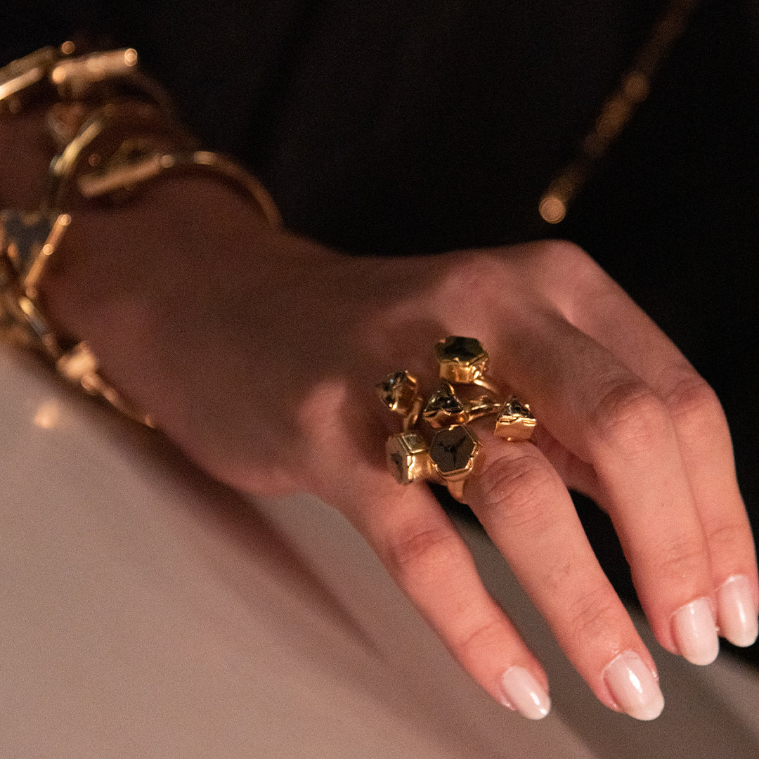 Anillo Triad Hexágono