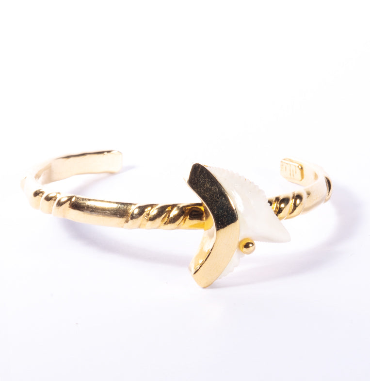 Pulseras Skualo Dorada