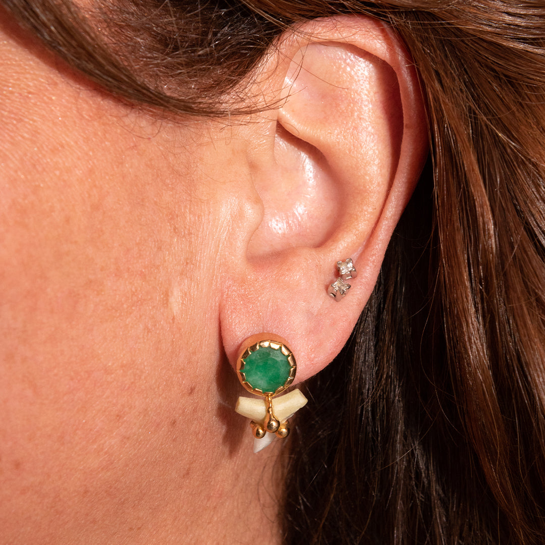 Studs Skualo Colmillo Verde